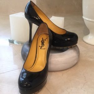 YSL Black patent leather pumps